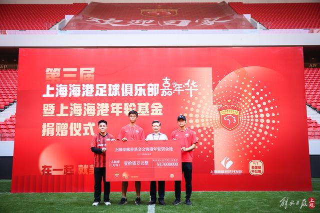 梅西世界杯后重返赛场，双响助球队获胜